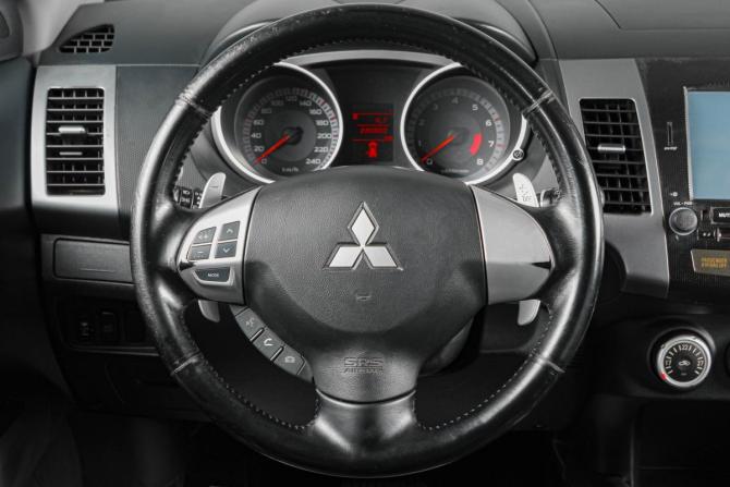 Mitsubishi Outlander II с пробегом 2007 года, цена 1 159 000 рублей, 220800 км, внедорожник, Автокод Объявления