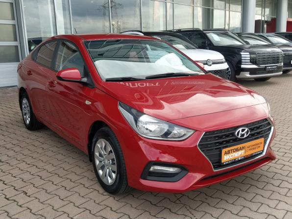Hyundai Solaris II с пробегом 2017 года, цена 1 320 000 рублей, 126079 км, седан, Автокод Объявления
