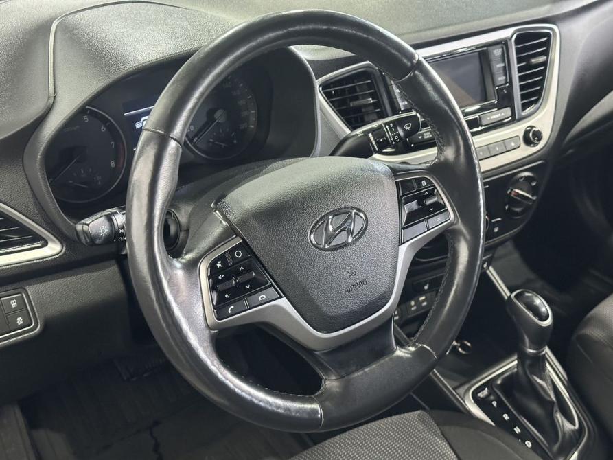 Hyundai Solaris II Москва  - изображение 12
