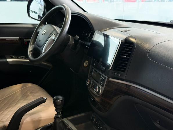 Hyundai Santa Fe II Рестайлинг с пробегом 2011 года, цена 1 087 000 рублей, 222817 км, внедорожник, Автокод Объявления