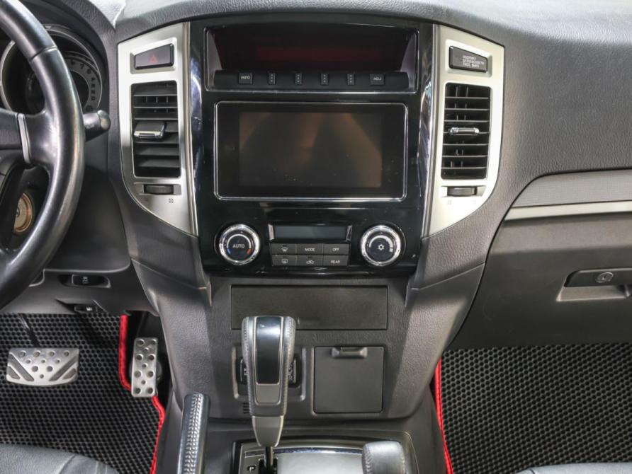 Mitsubishi Pajero IV Рестайлинг 2 Москва  - изображение 16