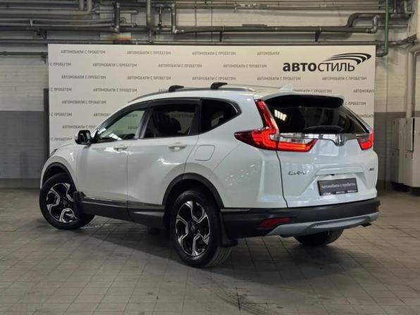 Honda CR-V V с пробегом 2018 года, цена 2 649 000 рублей, 140100 км, внедорожник, Автокод Объявления