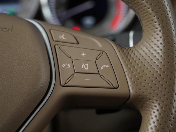 Mercedes-Benz CLS II (C218) с пробегом 2012 года, цена 2 777 077 рублей, 130340 км, седан, Автокод Объявления