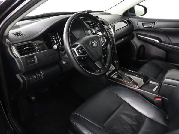 Toyota Camry VII (XV50) Рестайлинг с пробегом 2017 года, цена 1 881 000 рублей, 334272 км, седан, Автокод Объявления