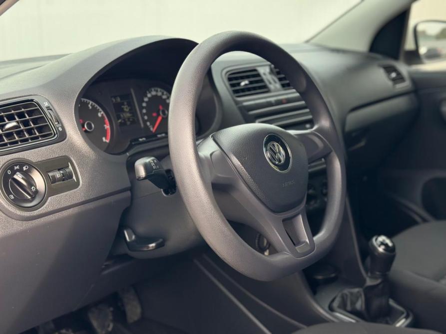 Volkswagen Polo V Рестайлинг Ростов-на-Дону  - изображение 11