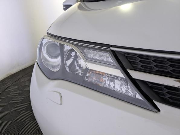 Toyota RAV4 IV (XA40) с пробегом 2015 года, цена 1 990 000 рублей, 180630 км, внедорожник, Автокод Объявления