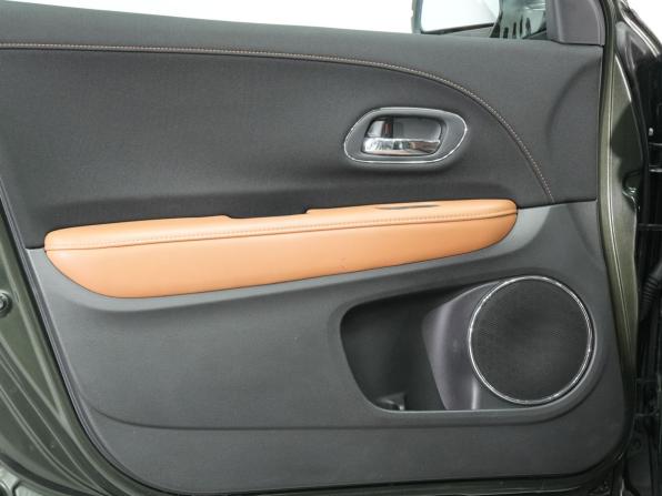 Honda Vezel I с пробегом 2014 года, цена 1 640 000 рублей, 117000 км, внедорожник, Автокод Объявления