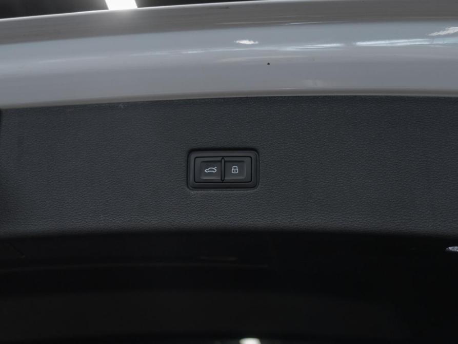 Audi Q8 I (4M) Москва  - изображение 28