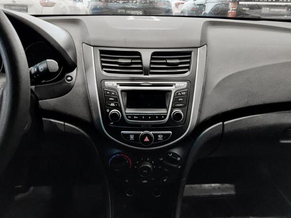 Hyundai Solaris I Рестайлинг с пробегом 2015 года, цена 480 000 рублей, 183394 км, седан, Автокод Объявления