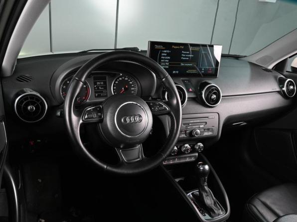 Audi A1 I (8X) с пробегом 2010 года, цена 1 099 000 рублей, 196661 км, хэтчбек, Автокод Объявления