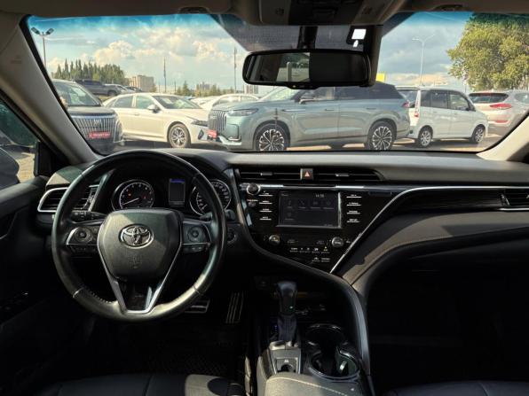 Toyota Camry VIII (XV70) с пробегом 2020 года, цена 2 780 000 рублей, 132221 км, седан, Автокод Объявления