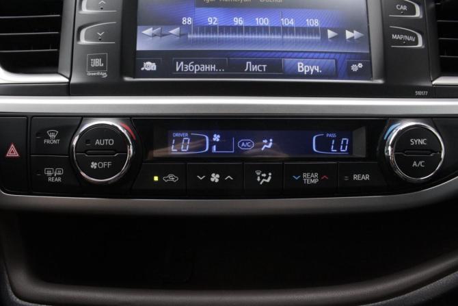 Toyota Highlander III (XU50) Рестайлинг с пробегом 2018 года, цена 4 590 000 рублей, 45534 км, внедорожник, Автокод Объявления