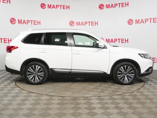 Mitsubishi Outlander III Рестайлинг 3 с пробегом 2020 года, цена 1 919 000 рублей, 164929 км, внедорожник, Автокод Объявления
