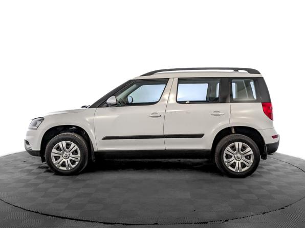 Skoda Yeti I Рестайлинг с пробегом 2017 года, цена 1 575 000 рублей, 105869 км, внедорожник, Автокод Объявления