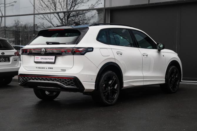 Volkswagen Tiguan III (China Market) с пробегом 2025 года, цена 4 680 000 рублей, 3004 км, внедорожник, Автокод Объявления