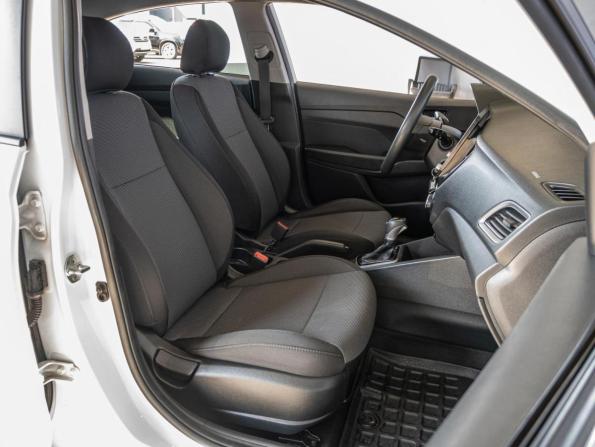 Hyundai Solaris II с пробегом 2018 года, цена 900 000 рублей, 150571 км, седан, Автокод Объявления