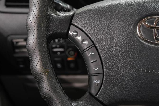 Toyota Alphard I Рестайлинг с пробегом 2005 года, цена 2 249 000 рублей, 194000 км, минивэн, Автокод Объявления