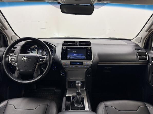 Toyota Land Cruiser Prado 150 Series Рестайлинг 2 с пробегом 2019 года, цена 5 599 000 рублей, 112739 км, внедорожник, Автокод Объявления