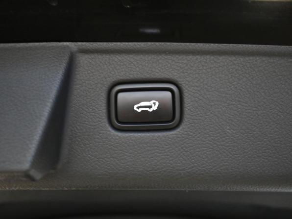 Kia Mohave I Рестайлинг 2 с пробегом 2022 года, цена 5 680 000 рублей, 20795 км, внедорожник, Автокод Объявления