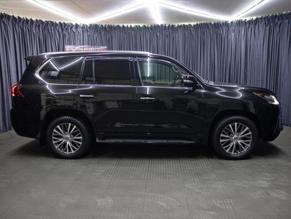 Lexus LX III Рестайлинг 2 с пробегом 2021 года, цена 17 100 000 рублей, 20183 км, внедорожник, Автокод Объявления