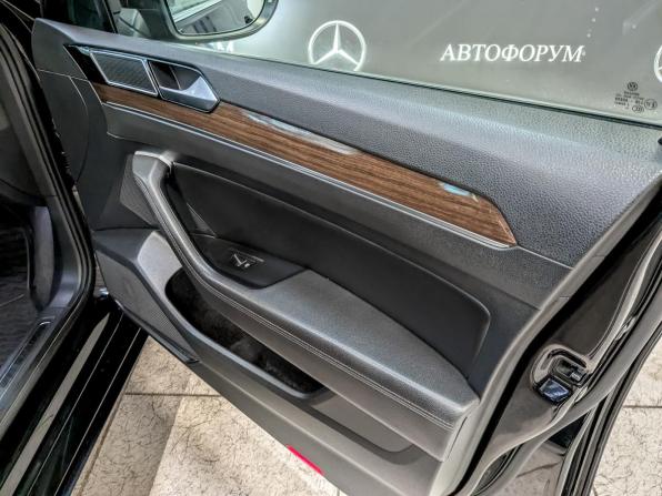 Volkswagen Passat B8 с пробегом 2018 года, цена 1 905 000 рублей, 192200 км, седан, Автокод Объявления