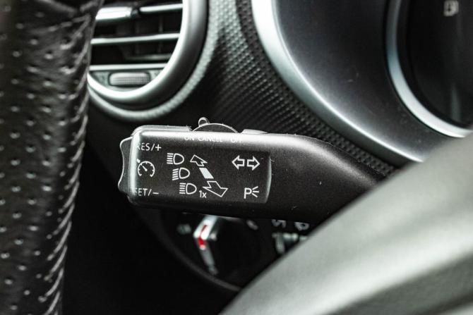 SEAT Leon II Рестайлинг с пробегом 2012 года, цена 799 000 рублей, 147101 км, хэтчбек, Автокод Объявления