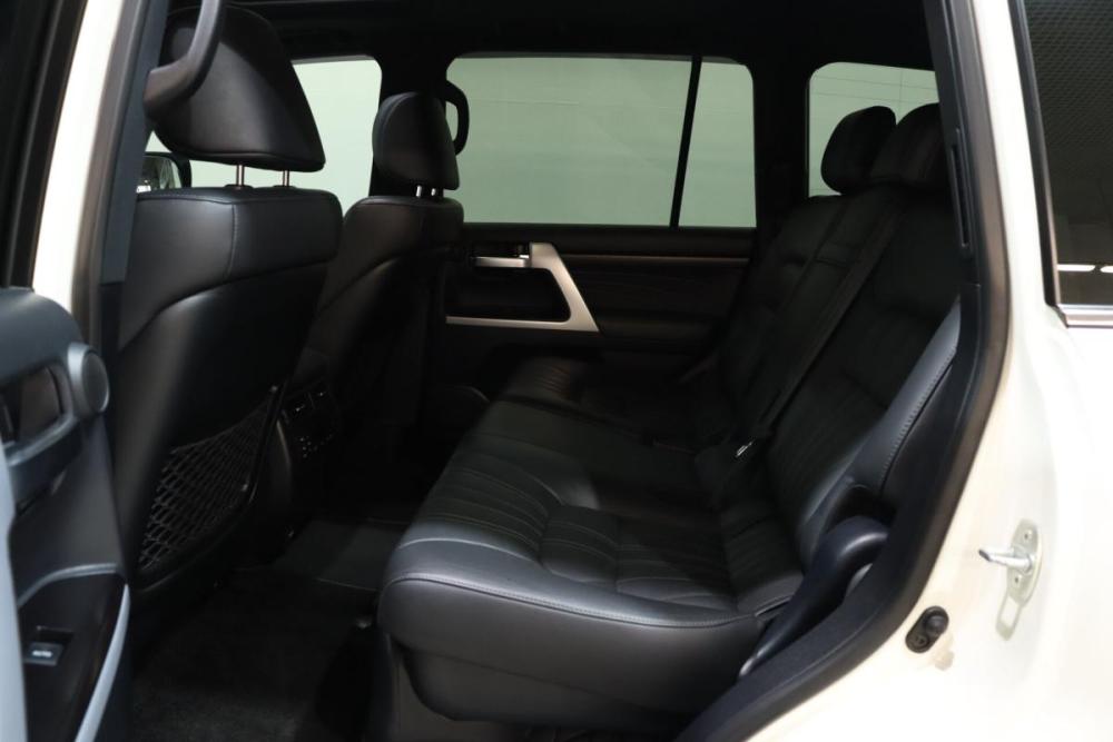 Toyota Land Cruiser 200 Series Рестайлинг 2 Сургут  - изображение 40