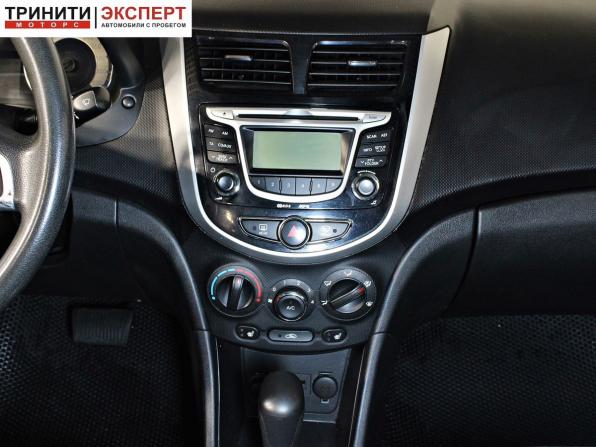 Hyundai Solaris I с пробегом 2011 года, цена 757 000 рублей, 189820 км, седан, Автокод Объявления