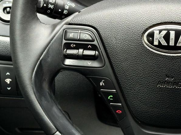 Kia Ceed II с пробегом 2013 года, цена 1 119 000 рублей, 130103 км, хэтчбек, Автокод Объявления