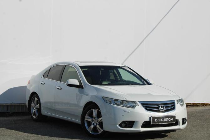 Honda Accord VIII Рестайлинг с пробегом 2012 года, цена 1 380 000 рублей, 236000 км, седан, Автокод Объявления