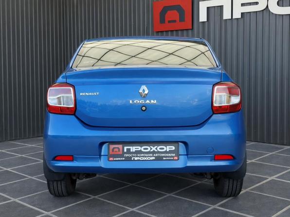 Renault Logan II с пробегом 2015 года, цена 647 000 рублей, 151229 км, седан, Автокод Объявления