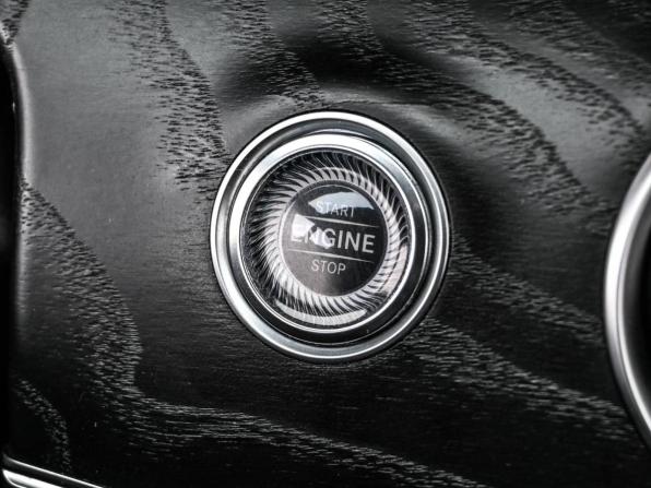Mercedes-Benz E-Класс V (W213 S213 C238) с пробегом 2019 года, цена 3 799 000 рублей, 92555 км, седан, Автокод Объявления