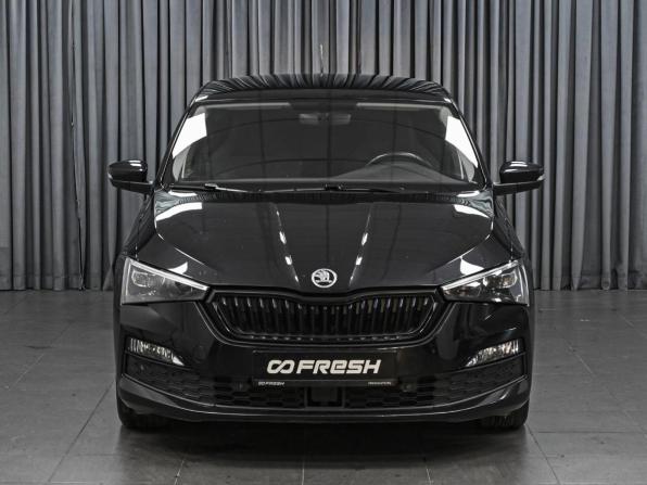 Skoda Rapid II с пробегом 2022 года, цена 2 132 000 рублей, 76575 км, лифтбек, Автокод Объявления
