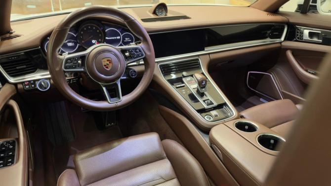 Porsche Panamera II с пробегом 2018 года, цена 6 950 000 рублей, 105700 км, лифтбек, Автокод Объявления