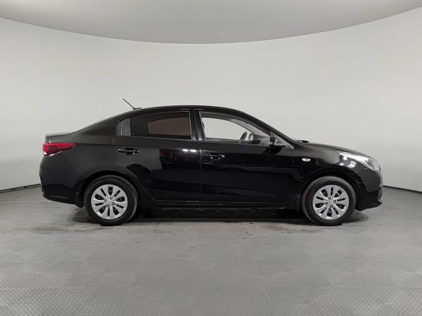 Kia Rio IV с пробегом 2019 года, цена 1 430 000 рублей, 65500 км, седан, Автокод Объявления