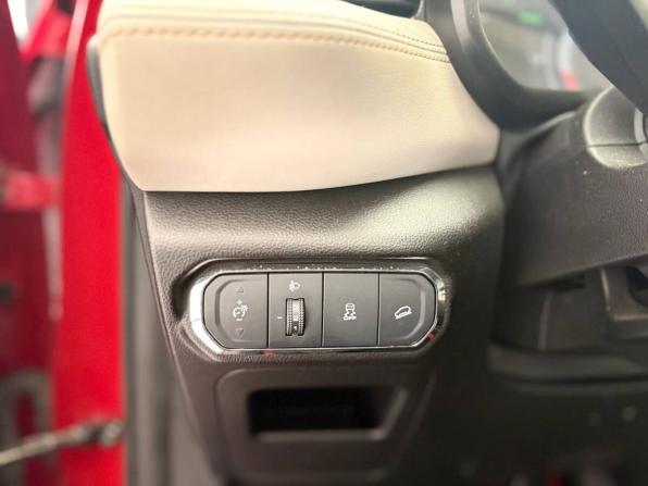 Haval Jolion I с пробегом 2022 года, цена 1 732 000 рублей, 77668 км, внедорожник, Автокод Объявления