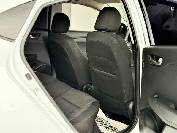 Hyundai Solaris II Рестайлинг с пробегом 2020 года, цена 1 294 000 рублей, 177012 км, седан, Автокод Объявления