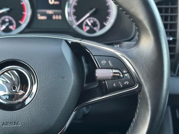 Skoda Karoq I с пробегом 2021 года, цена 2 320 000 рублей, 103500 км, внедорожник, Автокод Объявления