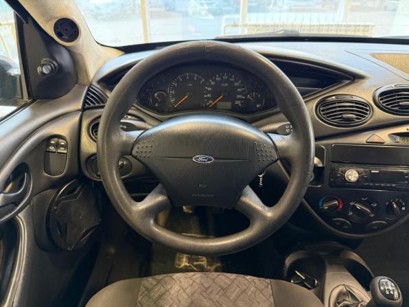 Ford Focus I с пробегом 2001 года, цена 245 000 рублей, 240000 км, хэтчбек, Автокод Объявления