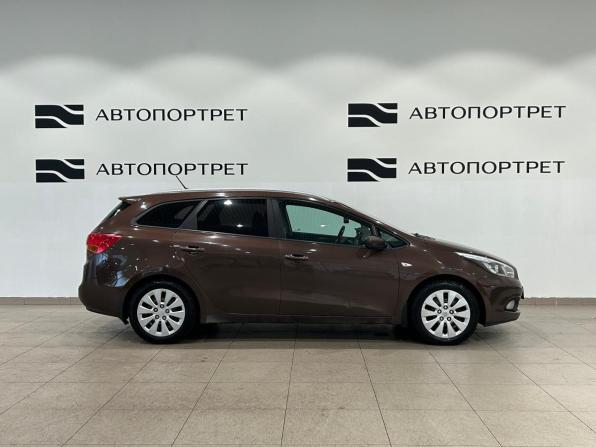 Kia Ceed II с пробегом 2014 года, цена 879 000 рублей, 230718 км, универсал, Автокод Объявления