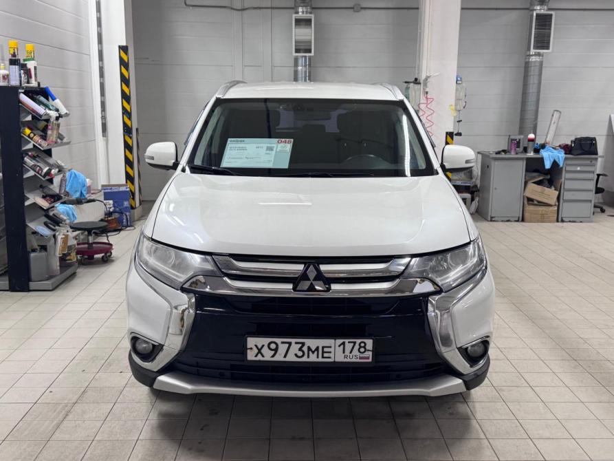 Mitsubishi Outlander III Рестайлинг 2 Санкт-Петербург  - изображение 8