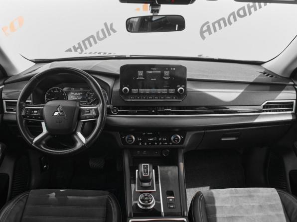 Mitsubishi Outlander IV с пробегом 2021 года, цена 3 450 000 рублей, 92595 км, внедорожник, Автокод Объявления