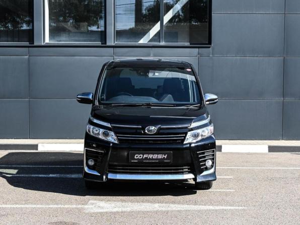 Toyota Voxy III (R80) с пробегом 2016 года, цена 1 965 000 рублей, 130778 км, минивэн, Автокод Объявления