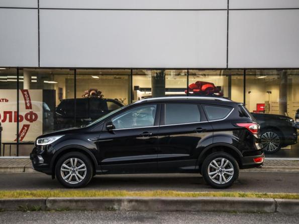 Ford Kuga II Рестайлинг с пробегом 2019 года, цена 1 799 000 рублей, 53852 км, внедорожник, Автокод Объявления