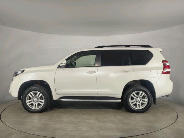 Toyota Land Cruiser Prado 150 Series Рестайлинг 1 с пробегом 2013 года, цена 2 699 000 рублей, 205910 км, внедорожник, Автокод Объявления