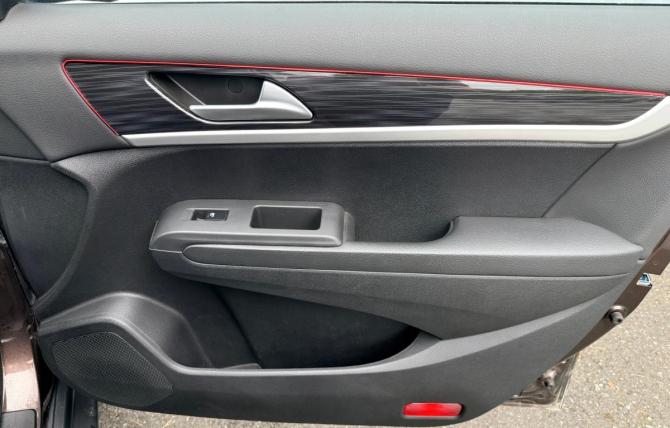 Dongfeng AX7 I с пробегом 2017 года, цена 1 050 000 рублей, 80526 км, внедорожник, Автокод Объявления