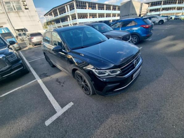 Volkswagen Tiguan II Рестайлинг с пробегом 2021 года, цена 2 720 000 рублей, 160000 км, внедорожник, Автокод Объявления