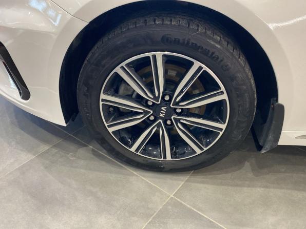 Kia Optima IV Рестайлинг с пробегом 2019 года, цена 1 840 000 рублей, 123000 км, седан, Автокод Объявления