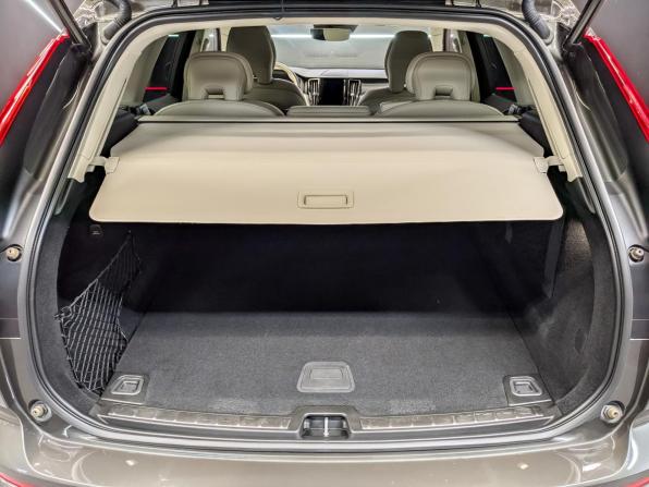 Volvo XC60 II с пробегом 2020 года, цена 3 955 000 рублей, 74072 км, внедорожник, Автокод Объявления