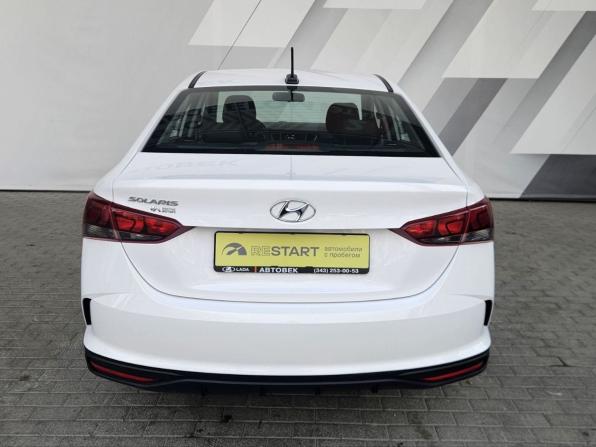 Hyundai Solaris II Рестайлинг с пробегом 2021 года, цена 1 545 000 рублей, 84418 км, седан, Автокод Объявления